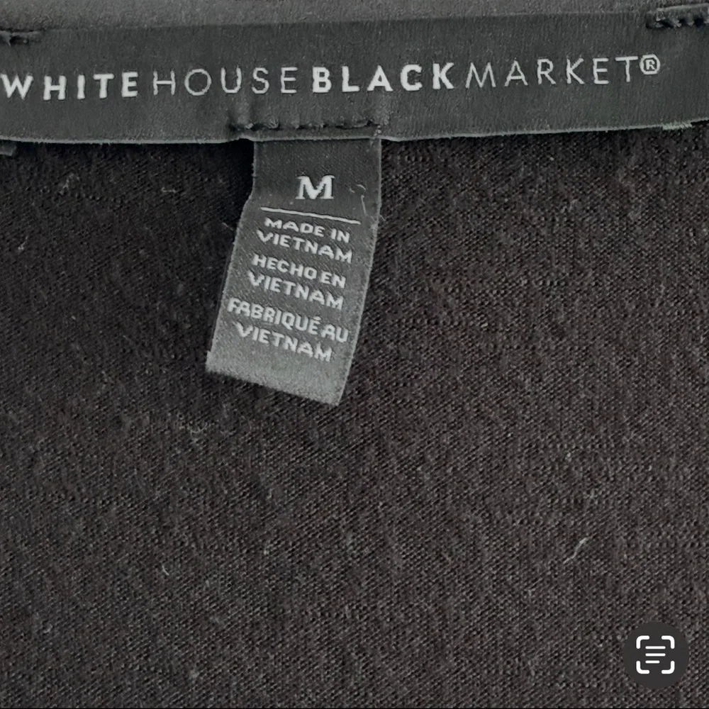 WHBM Short Sleeve Tee V-neck Satin Trim Top Black Size M - Picture 3 of 9